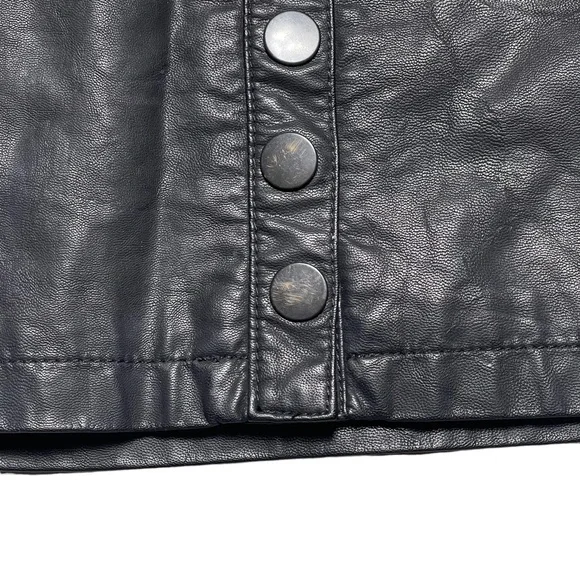 Free People Black Vegan Faux Leather "Oh Snap" Leather Mini Skirt - Size 0 - Picture 6 of 12